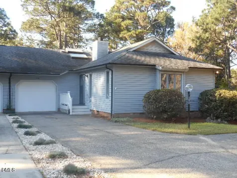 106 Sandham Court West End NC 27376
