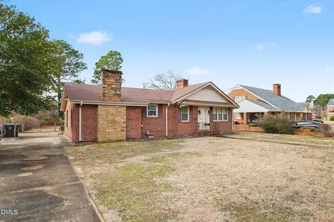 1802 E Pine Street Goldsboro NC 27530