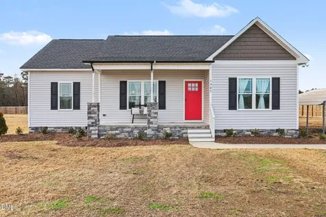 1405 New Daniels Chapel Road Fremont NC 27830