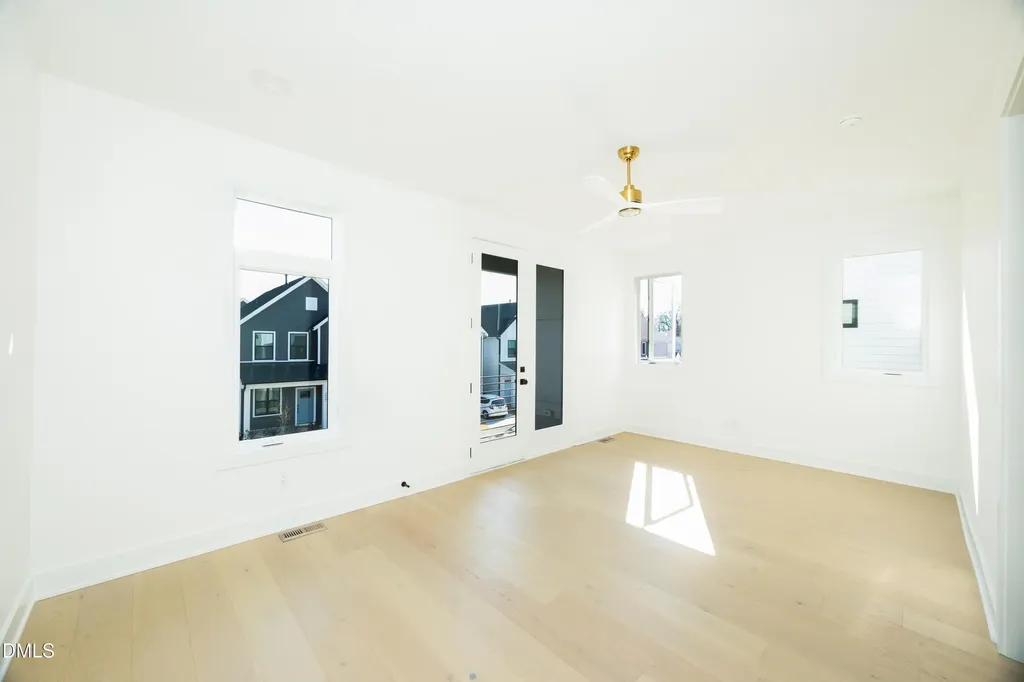 221 Woodsborough Place Raleigh NC 27601