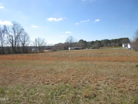 5493 Nc 39 Selma NC 27576