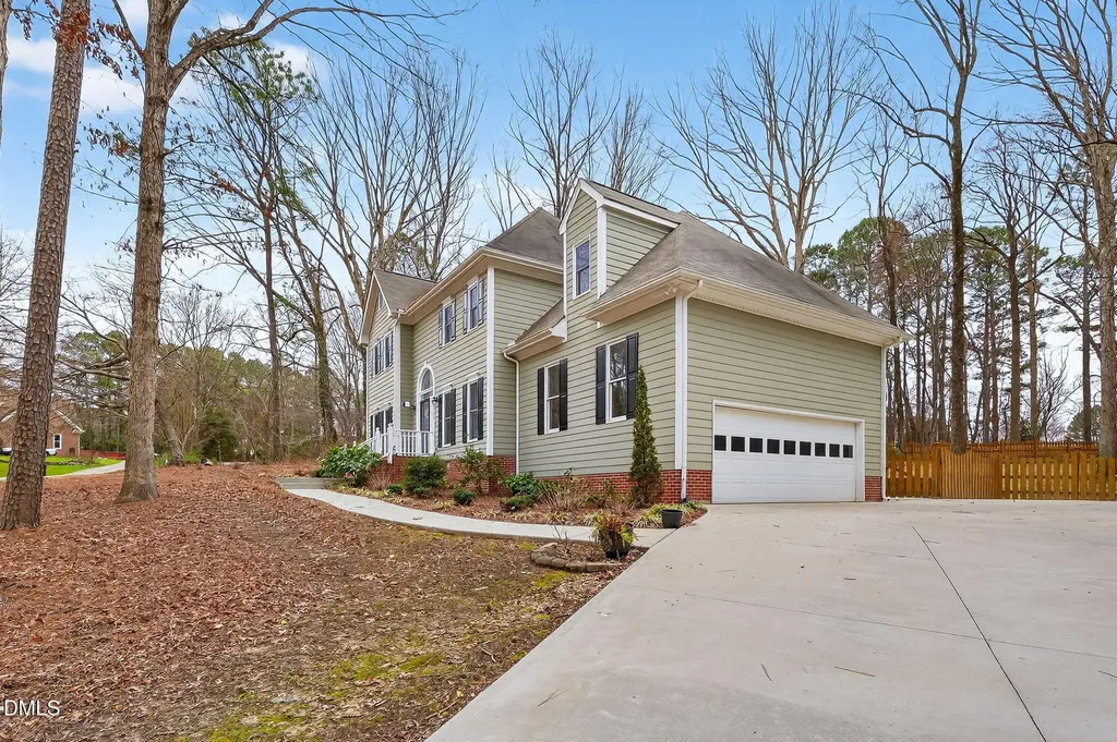 5100 Damask Court Fuquay Varina NC 27526