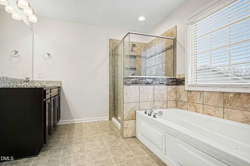 91 Stratford Lane Clayton NC 27527