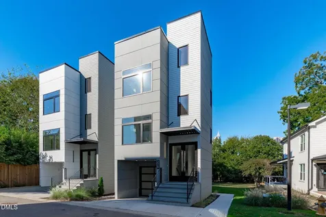226 Woodsborough Place Raleigh NC 27601