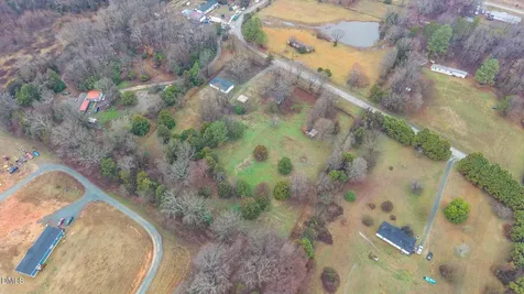 7921 Pegg Neave Road Snow Camp NC 27349