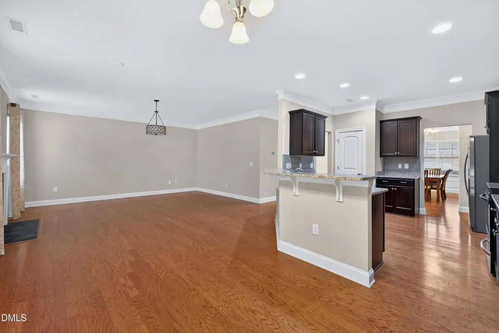 82 Kenilworth Street Clayton NC 27527