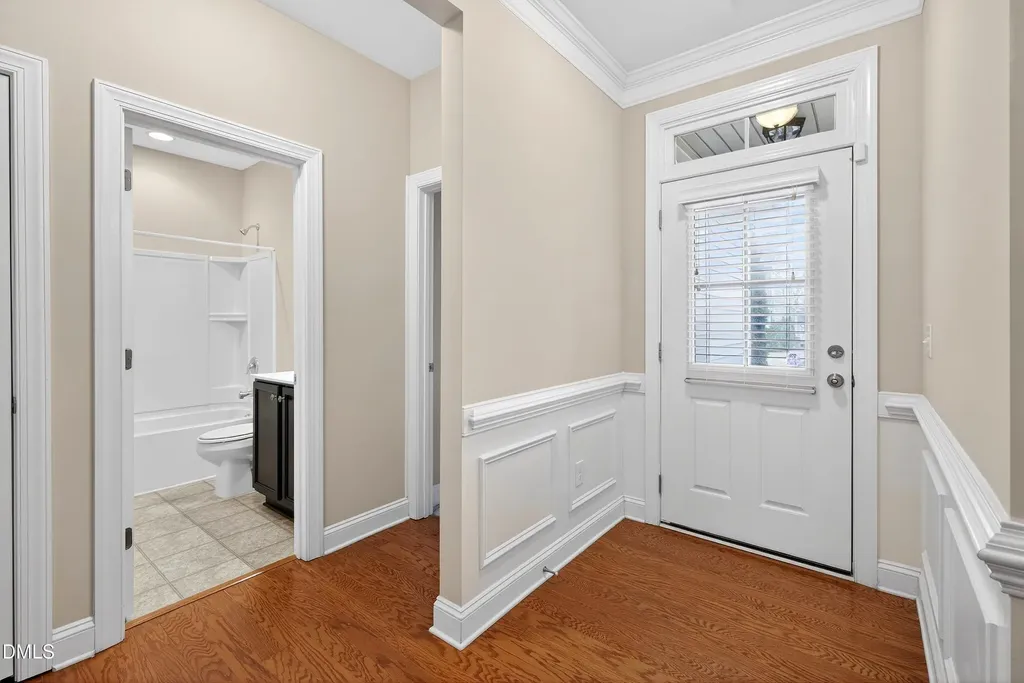 82 Kenilworth Street Clayton NC 27527