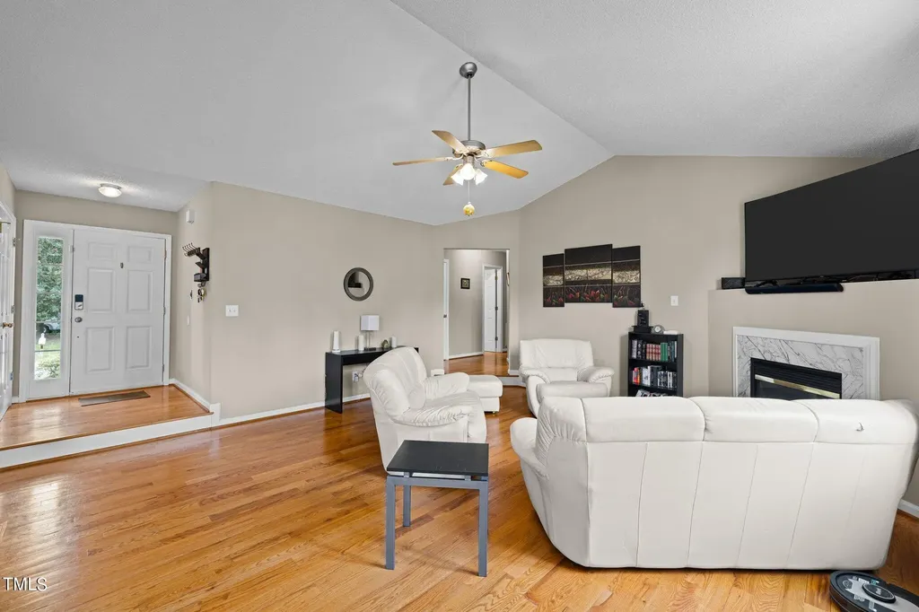 1320 Greenbranch Lane Raleigh NC 27603