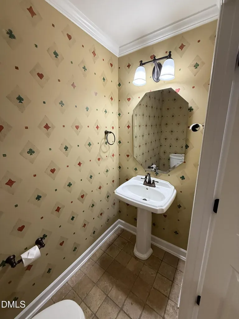 3647 Edgemont Drive Raleigh NC 27612