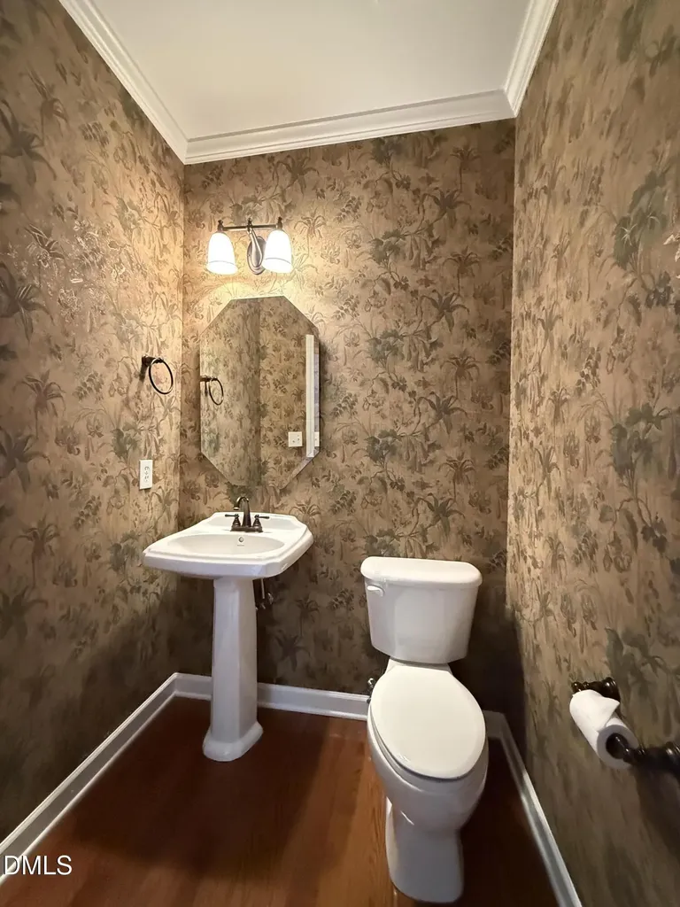 3647 Edgemont Drive Raleigh NC 27612