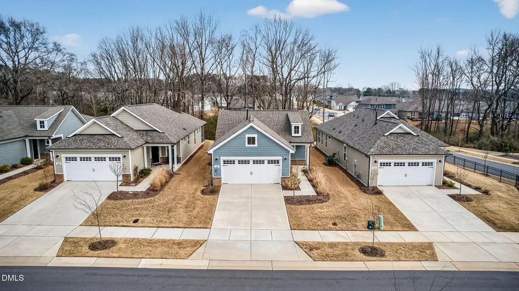24 N Brookhollow Way Clayton NC 27520