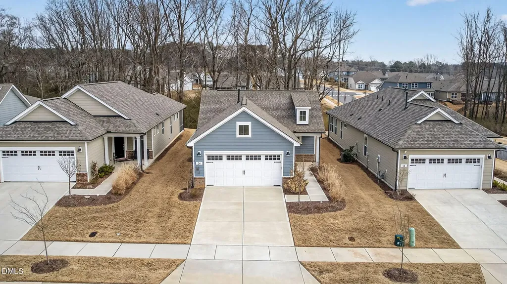 24 N Brookhollow Way Clayton NC 27520