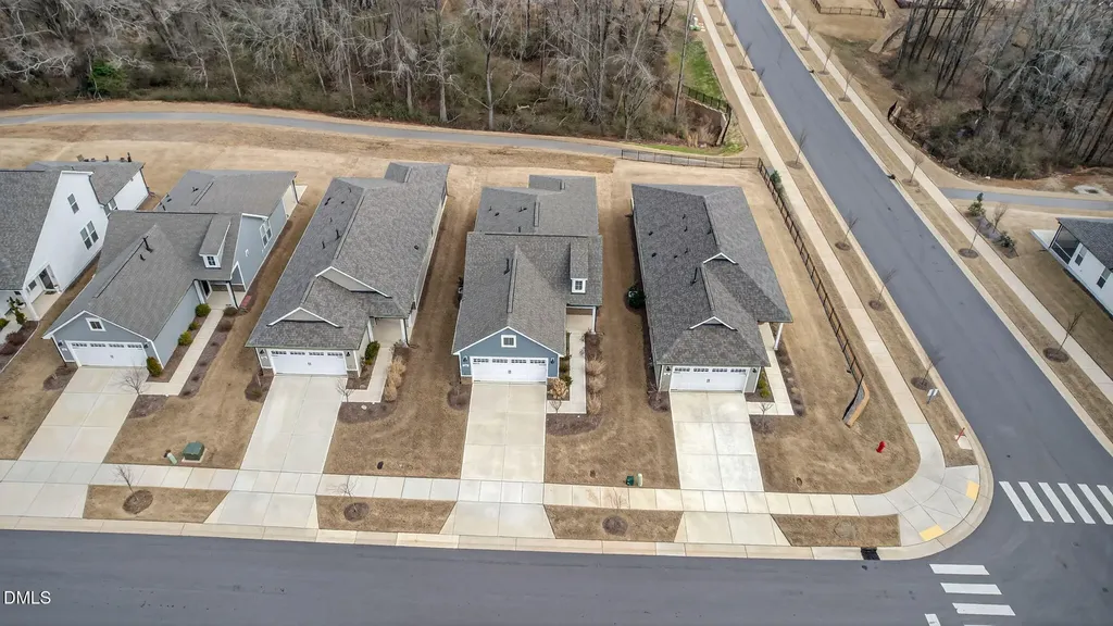 24 N Brookhollow Way Clayton NC 27520