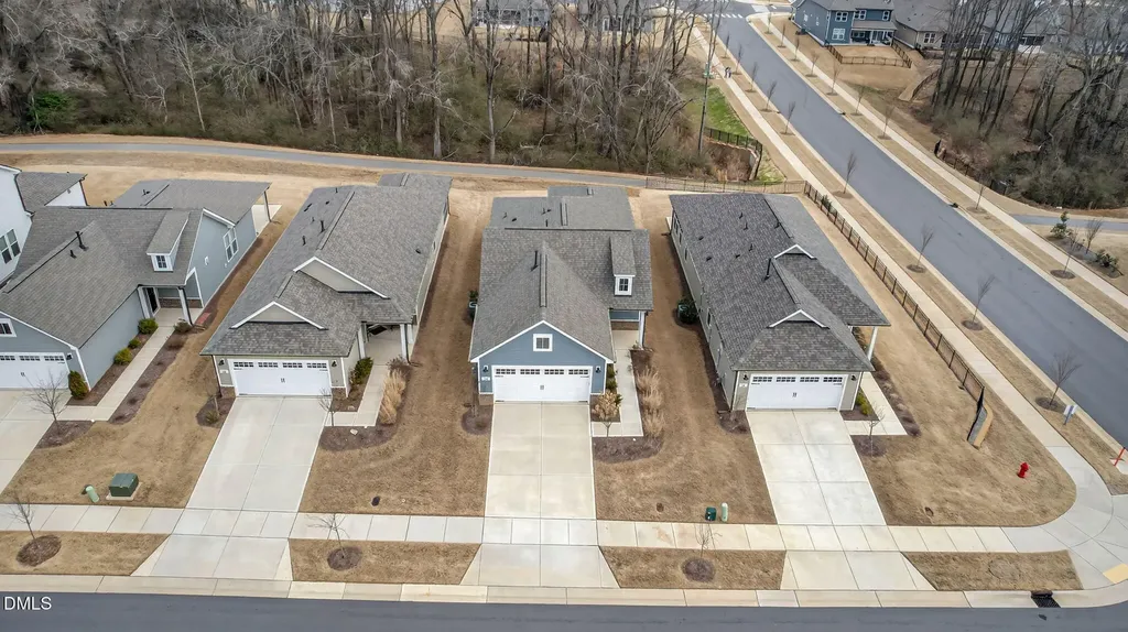 24 N Brookhollow Way Clayton NC 27520