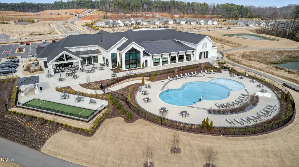 24 N Brookhollow Way Clayton NC 27520