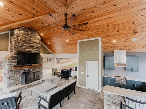 1304 Estate Road Semora NC 27343