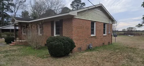515 Nc-71 Highway Maxton NC 28364