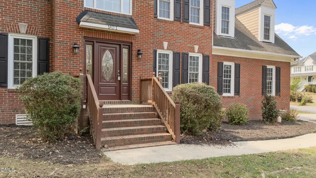 901 Birkdale Drive Clayton NC 27527