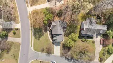 901 Birkdale Drive Clayton NC 27527