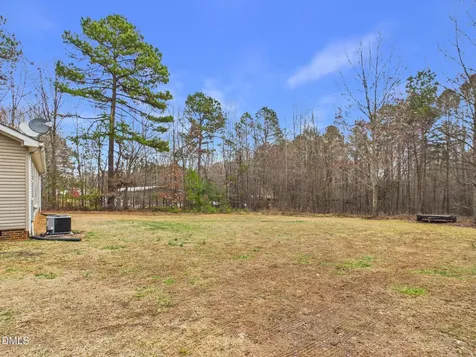 2528 Dalton Mill Road Bullock NC 27507