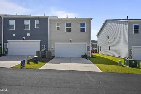 1811 Aspen River Lane Apex NC 27502