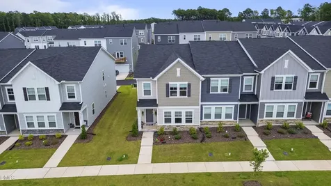1811 Aspen River Lane Apex NC 27502