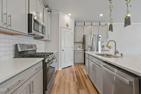 1811 Aspen River Lane Apex NC 27502