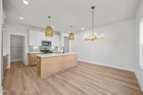 817 Central Park Drive Raleigh NC 27604