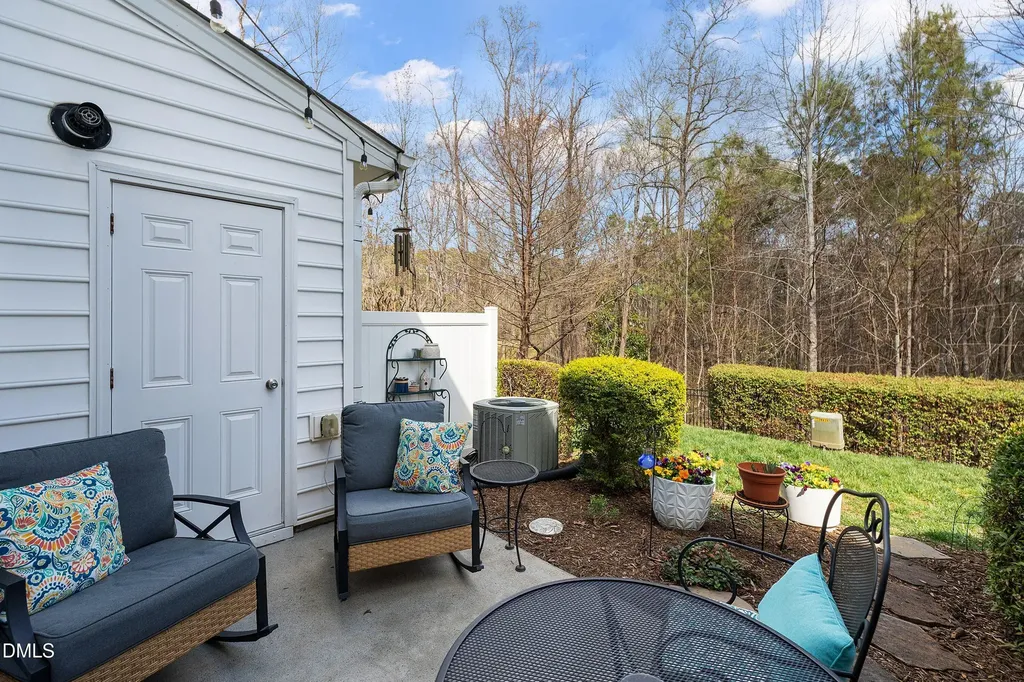 1093 Renewal Place Raleigh NC 27603