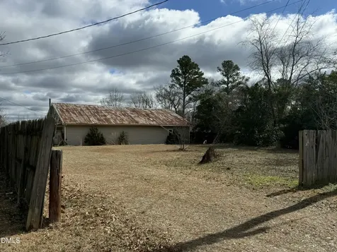 747 Raiford Road Erwin NC 28339