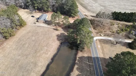 474 Indian Camp Road Smithfield NC 27577
