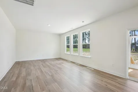 1052 Bolton Pointe Drive Zebulon NC 27597