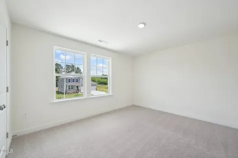 1052 Bolton Pointe Drive Zebulon NC 27597