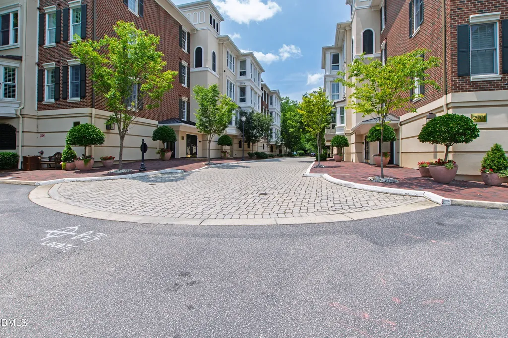 2813 Market Bridge Lane Raleigh NC 27608