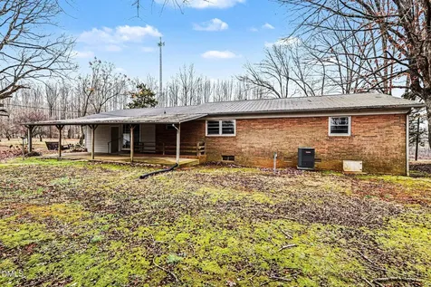 1324 Seays Road Liberty NC 27298
