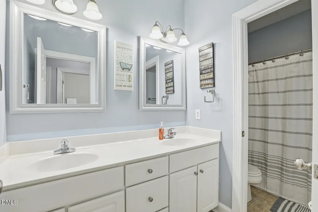 125 Dexterfield Drive Fuquay Varina NC 27526
