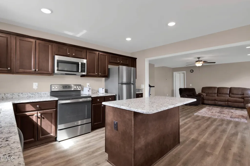 87 Hawks Croft Court Erwin NC 28339