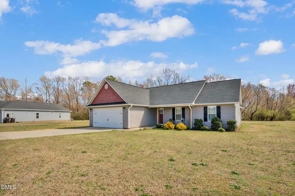 87 Hawks Croft Court Erwin NC 28339