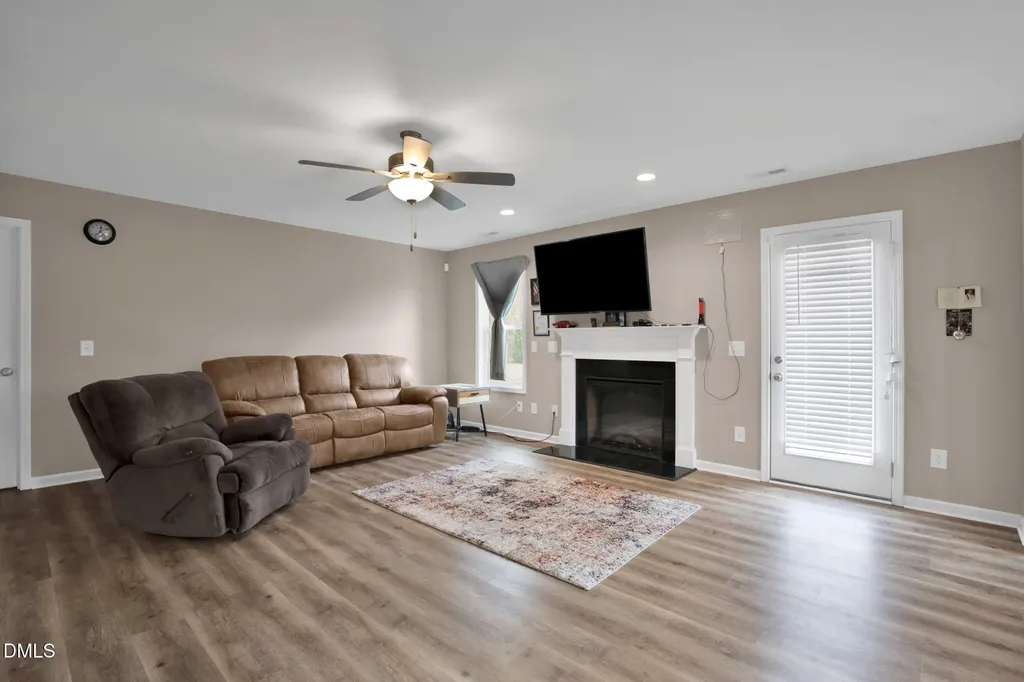 87 Hawks Croft Court Erwin NC 28339
