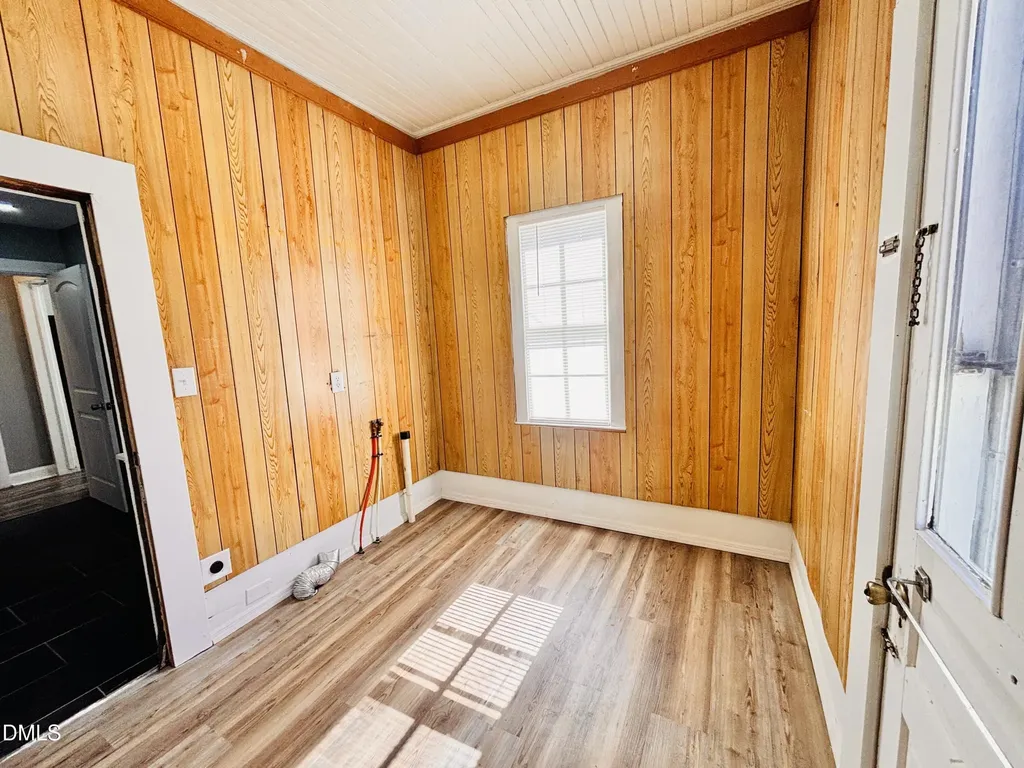 201 N Massey Street Selma NC 27576
