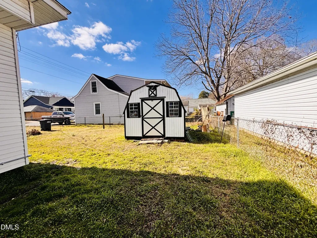 201 N Massey Street Selma NC 27576