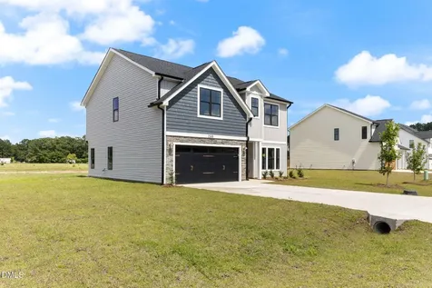 1548 Eastbay Drive Fayetteville NC 28312