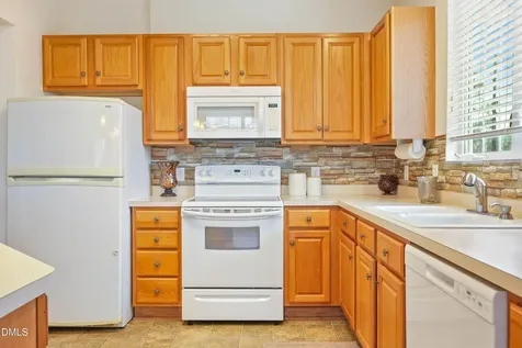 236 Eyam Hall Lane Apex NC 27502