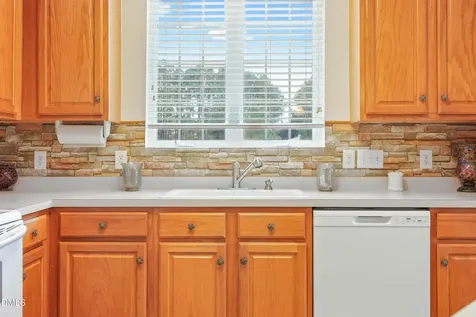 236 Eyam Hall Lane Apex NC 27502