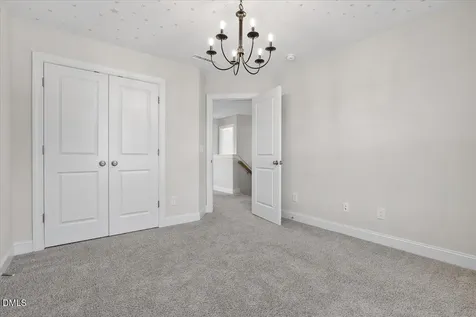 5202 Goshawk Lane Graham NC 27253