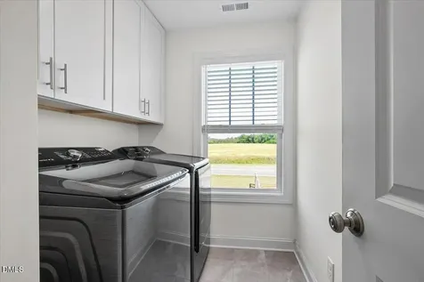 5202 Goshawk Lane Graham NC 27253