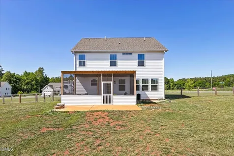 5202 Goshawk Lane Graham NC 27253