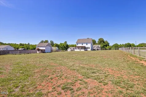 5202 Goshawk Lane Graham NC 27253