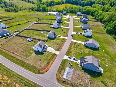 5202 Goshawk Lane Graham NC 27253