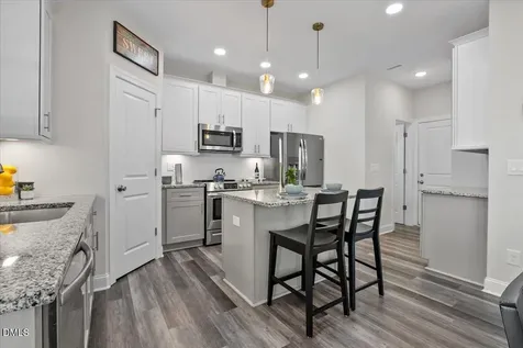 5202 Goshawk Lane Graham NC 27253